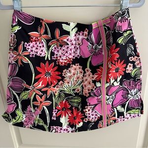 Lilly Pulitzer vintage floral print skort. Size 8. EUC.